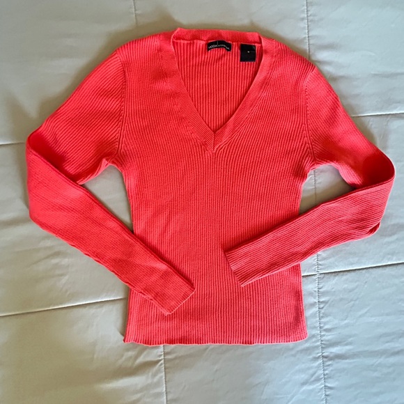 Moda International by Victoria Secret Ribbed Fitted Sweaters Orange |Cream Small - Picture 5 of 8